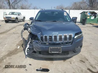 2019 Jeep Cherokee Latitude Plus с VIN 1C4PJLLX6KD384089, выставлен на аукционе Copart как лот 49049555 с пробегом 37 490 миль миль и Списание • Salvage title. История ставок и продаж доступна на DreamBid. Изображение 5.