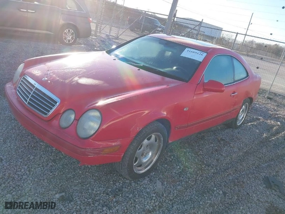 1999 Mercedes-Benz CLK-Class with VIN WDBLJ65G1XF101749, listed as a IAAI auction lot 41689126 with 172,429 mi miles. Bid and sale history available at carsss.com. Image 2.
