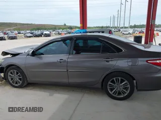 2017 Toyota Camry XLE with VIN 4T1BF1FK7HU317117, listed as a IAAI auction lot 41875591 with 98,658 mi miles. Bid and sale history available at carsss.com. Image 15.