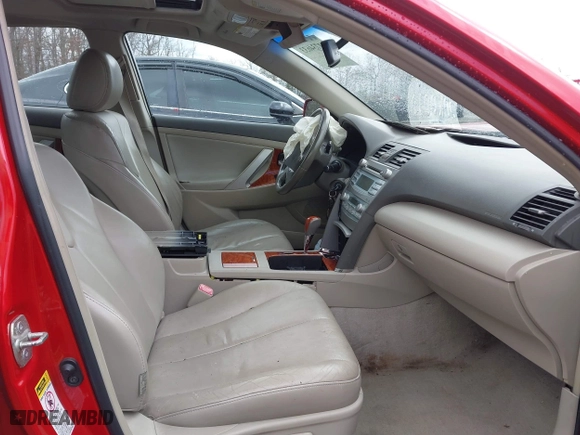 2008 Toyota Camry LE with VIN 4T1BE46KX8U228338, listed as a IAAI auction lot 41734633 with 176,235 mi miles. Bid and sale history available at carsss.com. Image 5.