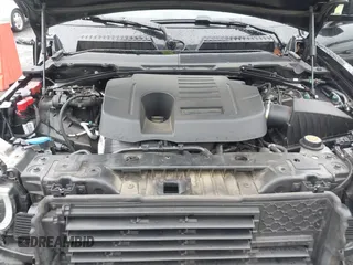 2020 Land Rover Defender X z VIN SALEXEEU9L2030559, wystawiony jako IAAI lot #42323334 z przebiegiem 41 325 mil mil oraz . Historia ofert i sprzedaży dostępna na DreamBid. Obrazek 10.