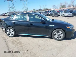 2017 Kia Optima EX z VIN KNAGV4LD4H5010046, wystawiony jako IAAI lot #41679443 z przebiegiem 73 367 mil mil oraz . Historia ofert i sprzedaży dostępna na DreamBid. Obrazek 14.