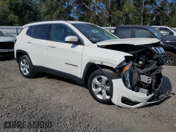 2018 Jeep Compass Latitude z VIN 3C4NJDBB1JT116630, wystawiony jako Copart lot #49586755 z przebiegiem 74 654 mil mil oraz Szkody całkowita. Historia ofert i sprzedaży dostępna na DreamBid. Obrazek 4.