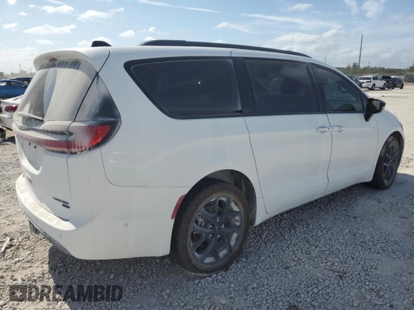 2023 Chrysler Pacifica Limited with VIN 2C4RC3GG7PR593178, listed as a Copart auction lot 54371325 with 44,633 mi miles and Salvage title. Bid and sale history available at DreamBid. Image 3.