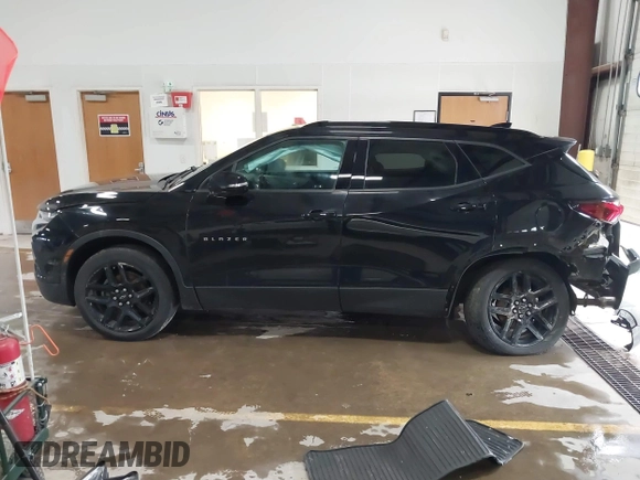2020 Chevrolet Blazer LT z VIN 3GNKBBRA6LS684129, wystawiony jako IAAI lot #41850800 z przebiegiem 38 631 mil mil oraz . Historia ofert i sprzedaży dostępna na DreamBid. Obrazek 14.