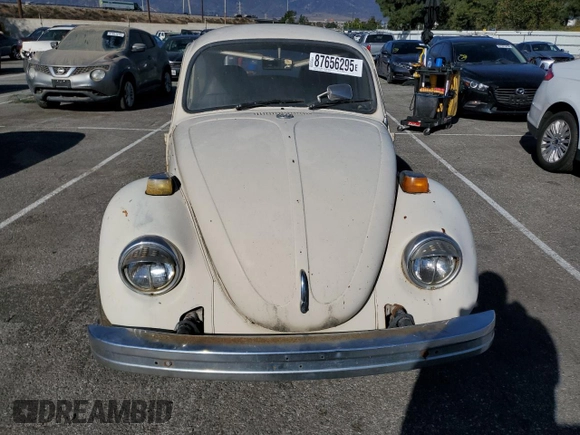 1974 Volkswagen Beetle with VIN 1142401102, listed as a Copart auction lot 87656295 with 40,458 mi miles and Salvage title. Bid and sale history available at DreamBid. Image 5.