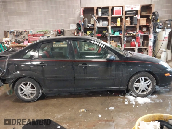 2002 Ford Focus SE with VIN 1FAFP34P22W113128, listed as a IAAI auction lot 41629366 with 127,530 mi miles and . Bid and sale history available at carsss.com. Image 13.