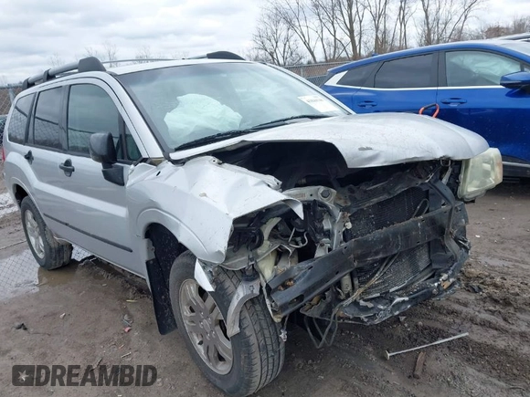 2005 Mitsubishi Endeavor LS with VIN 4A4MM21S65E020791, listed as a IAAI auction lot 41844348 with 208,007 mi miles. Bid and sale history available at carsss.com. Image 1.