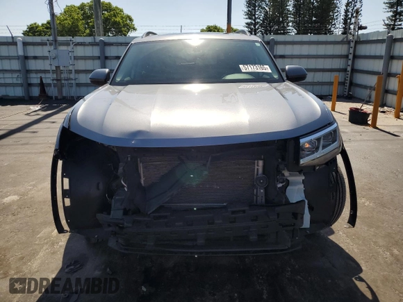 2021 Volkswagen Atlas SE with VIN 1V2JR2CA8MC591627, listed as a Copart auction lot 57173165 with 39,625 mi miles and Salvage title. Bid and sale history available at DreamBid. Image 5.