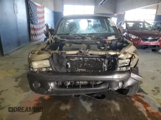 2002 Dodge Dakota with VIN 1B7GL12XX2S569628, listed as a Copart auction lot 85619724 with 165,154 mi miles and Salvage Title. Bid and sale history available at carsss.com. Image 5.