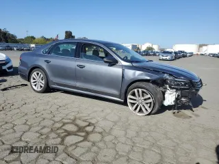 2017 Volkswagen Passat SE z VIN 1VWGT7A35HC078899, wystawiony jako Copart lot #55057695 z przebiegiem 45 620 mil mil oraz Szkoda całkowita • Salvage title. Historia ofert i sprzedaży dostępna na DreamBid. Obrazek 4.