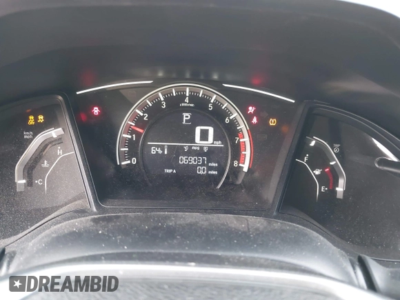 2018 Honda Civic Sedan LX with VIN 2HGFC2F5XJH573938, listed as a IAAI auction lot 42098109 with 69,037 mi miles. Bid and sale history available at carsss.com. Image 7.