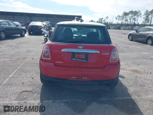 2012 MINI Hardtop with VIN WMWSU3C59CT260497, listed as a IAAI auction lot 41366741 with 123,498 mi miles and . Bid and sale history available at DreamBid. Image 16.