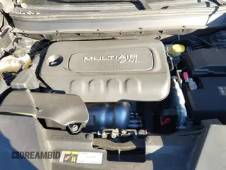 2015 Jeep Cherokee Latitude with VIN 1C4PJLCB7FW632624, listed as a IAAI auction lot 41413648 with 110,274 mi miles. Bid and sale history available at carsss.com. Image 10.