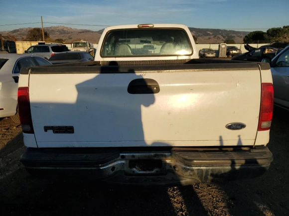2003 Ford Super Duty F-250 XL with VIN 1FTNX20L53EB43007, listed as a Copart auction lot 84117284 with 179,885 mi miles and Clean Title. Bid and sale history available at carsss.com. Image 6.