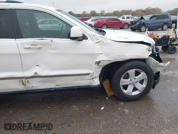 2012 Jeep Grand Cherokee Laredo with VIN 1C4RJFAG6CC297958, listed as a IAAI auction lot 40859811 with 213,499 mi miles. Bid and sale history available at carsss.com. Image 18.