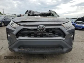 2020 Toyota RAV4 XLE with VIN 2T3P1RFV1LW131229, listed as a Copart auction lot 63795365 with Not provided miles and Salvage title. Bid and sale history available at DreamBid. Image 5.
