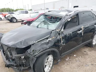 2015 Kia Sorento LX with VIN 5XYKT4A63FG592815, listed as a IAAI auction lot 41916446 with 149,669 mi miles. Bid and sale history available at carsss.com. Image 6.