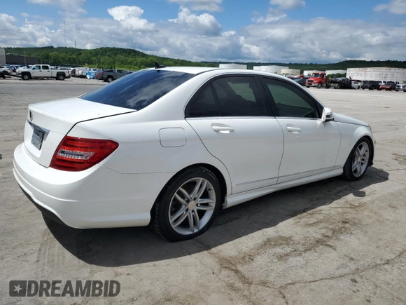2013 Mercedes-Benz C 250 Sport with VIN WDDGF4HB1DR270887, listed as a Copart auction lot 56064215 with 267,210 mi miles and Clean Title. Bid and sale history available at DreamBid. Image 3.