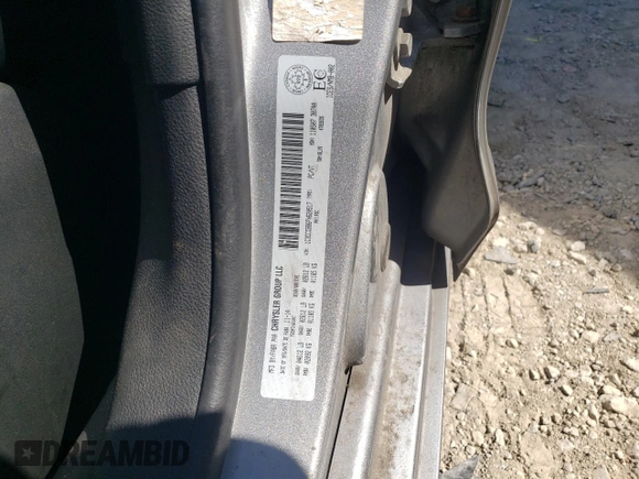 2015 Chrysler 200 S with VIN 1C3CCCBB6FN620517, listed as a Copart auction lot 70139224 with 117,414 mi miles and Salvage Title. Bid and sale history available at DreamBid. Image 14.