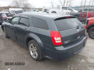 2008 Dodge Magnum SXT with VIN 2D4FV37VX8H225695, listed as a IAAI auction lot 42037741 with 196,099 mi miles and . Bid and sale history available at carsss.com. Image 3.