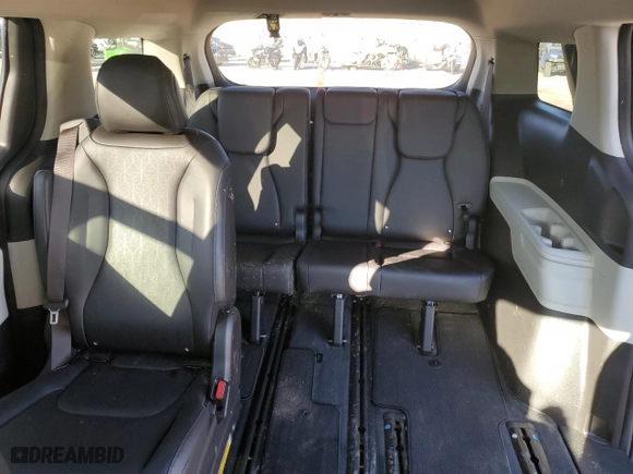 2022 Kia Carnival LXS with VIN KNDNB4H31N6128063, listed as a Copart auction lot 42375565 with 40,171 mi miles and Salvage Title. Bid and sale history available at carsss.com. Image 10.