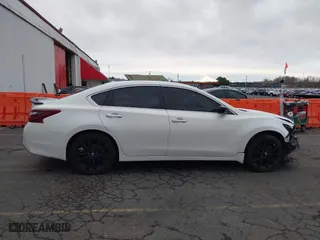 2018 Nissan Altima 2.5 SV with VIN 1N4AL3AP4JC158095, listed as a IAAI auction lot 41155838 with 79,504 mi miles. Bid and sale history available at carsss.com. Image 13.