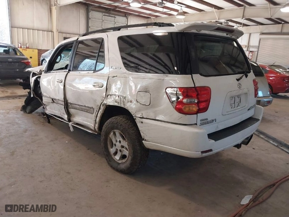 2001 Toyota Sequoia Limited with VIN 5TDBT48A91S010321, listed as a IAAI auction lot 41447396 with 1 mi miles. Bid and sale history available at carsss.com. Image 3.