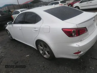 2013 Lexus IS with VIN JTHBE5C28D5031492, listed as a IAAI auction lot 41762318 with 162,321 mi miles. Bid and sale history available at carsss.com. Image 3.