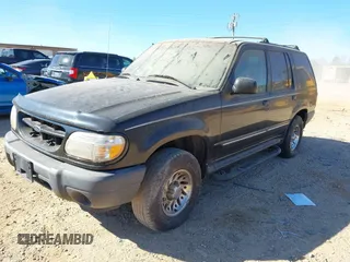 2000 Ford Explorer with VIN 1FMDU72XXYUB63358, listed as a IAAI auction lot 41771800 with 165,623 mi miles and . Bid and sale history available at DreamBid. Image 2.