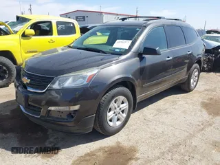 2015 Chevrolet Traverse LS z VIN 1GNKVFED7FJ203566, wystawiony jako IAAI lot #41783373 z przebiegiem 147 309 mil mil oraz . Historia ofert i sprzedaży dostępna na DreamBid. Obrazek 17.