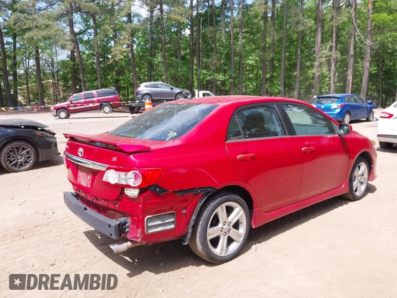 2013 Toyota Corolla L with VIN 2T1BU4EE0DC040504, listed as a IAAI auction lot 42142702 with 102,459 mi miles. Bid and sale history available at carsss.com. Image 4.