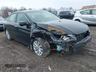 2013 Honda Accord Sdn EX-L with VIN 1HGCR2F82DA086652, listed as a IAAI auction lot 41757842 with 104,999 mi miles. Bid and sale history available at carsss.com. Image 1.