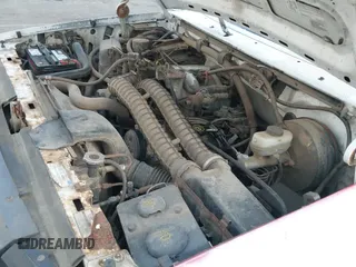 1997 Ford F-250 с VIN 3FTHF26H1VMA23902, выставлен на аукционе IAAI как лот 41035336 с пробегом 143 243 миль миль и . История ставок и продаж доступна на DreamBid. Изображение 15.