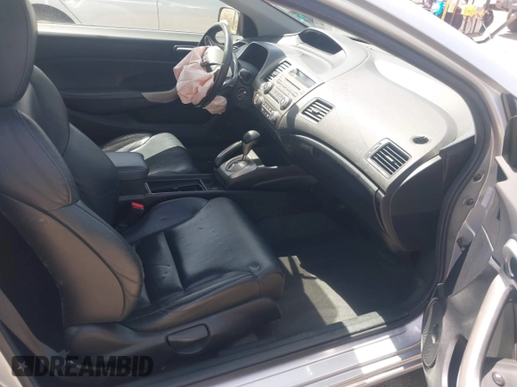 2008 Honda Civic EX-L z VIN 2HGFG12908H505214, wystawiony jako IAAI lot #42229144 z przebiegiem 172 749 mil mil oraz . Historia ofert i sprzedaży dostępna na DreamBid. Obrazek 5.