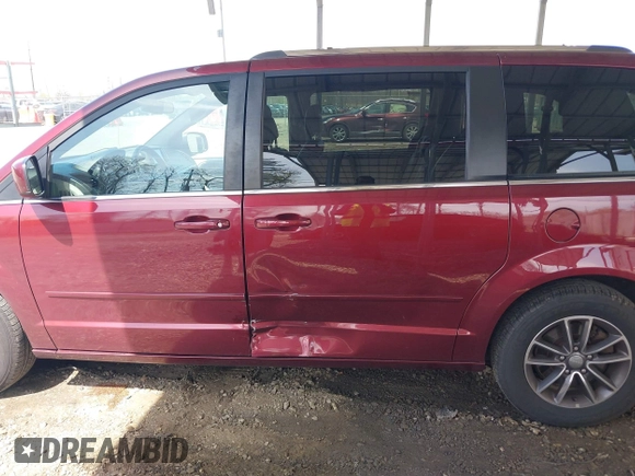 2017 Dodge Grand Caravan SXT with VIN 2C4RDGCG0HR774134, listed as a IAAI auction lot 42072621 with 90,753 mi miles and . Bid and sale history available at DreamBid. Image 14.