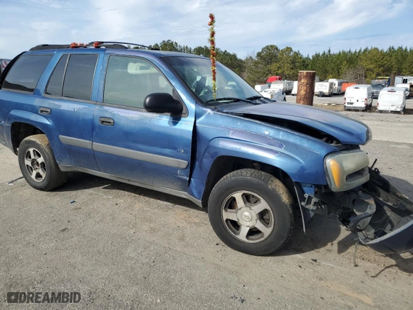 2005 Chevrolet TrailBlazer LS with VIN 1GNDS13S452267546, listed as a Copart auction lot 42613925 with NaN miles and Salvage Title. Bid and sale history available at carsss.com. Image 4.