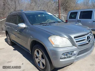 2010 Mercedes-Benz GL-Class GL 450 with VIN 4JGBF7BE2AA551563, listed as a IAAI auction lot 41731262 with 112,610 mi miles. Bid and sale history available at carsss.com. Image 1.