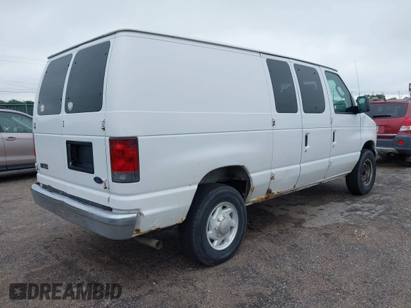 2007 Ford Econoline Cargo Commercial with VIN 1FTNE24W87DA46762, listed as a IAAI auction lot 42345539 with 195,079 mi miles and . Bid and sale history available at DreamBid. Image 4.