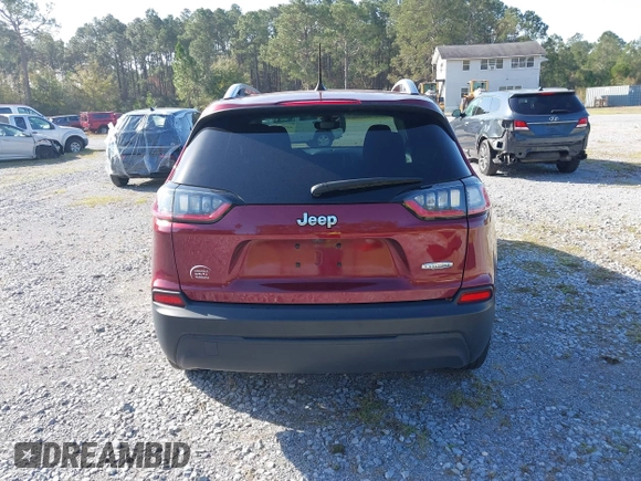 2021 Jeep Cherokee Latitude with VIN 1C4PJLCBXMD121269, listed as a IAAI auction lot 41717615 with 51,211 mi miles. Bid and sale history available at carsss.com. Image 16.