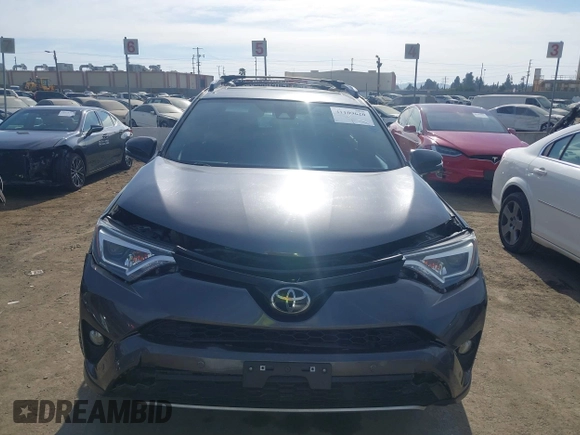 2017 Toyota RAV4 SE z VIN JTMNFREV9HJ706600, wystawiony jako IAAI lot #41109620 z przebiegiem 53 386 mil mil oraz . Historia ofert i sprzedaży dostępna na DreamBid. Obrazek 12.