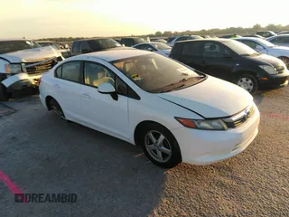 2012 Honda Civic LX z VIN 19XFB2F50CE378012, wystawiony jako IAAI lot #37710006 z przebiegiem Nie podano mil oraz . Historia ofert i sprzedaży dostępna na DreamBid. Obrazek 1.