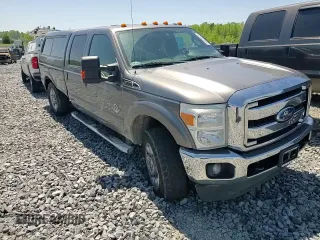2011 Ford F-350 XL z VIN 1FT8W3BT5BEC89974, wystawiony jako Copart lot #53300525 z przebiegiem 109 507 mil mil oraz Czysty tytuł • Clean title. Historia ofert i sprzedaży dostępna na DreamBid. Obrazek 11.