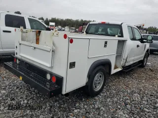 2017 Ford F-250 XL z VIN 1FD7X2A66HEE51243, wystawiony jako Copart lot #41967755 z przebiegiem 194 364 mil mil oraz Szkoda całkowita • Salvage title. Historia ofert i sprzedaży dostępna na DreamBid. Obrazek 3.