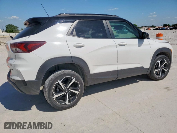 2021 Chevrolet TrailBlazer RS with VIN KL79MTSLXMB150581, listed as a Copart auction lot 54243785 with 42,459 mi miles and Salvage Title. Bid and sale history available at DreamBid. Image 3.