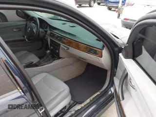 2009 BMW 3 Series 328i with VIN WBAPH77549NM30399, listed as a IAAI auction lot 41837955 with 82,610 mi miles. Bid and sale history available at carsss.com. Image 5.