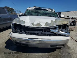 2005 Chevrolet Suburban LT with VIN 1GNEC16Z25J188893, listed as a Copart auction lot 76915044 with 340,273 mi miles and Non Repairable. Bid and sale history available at carsss.com. Image 5.