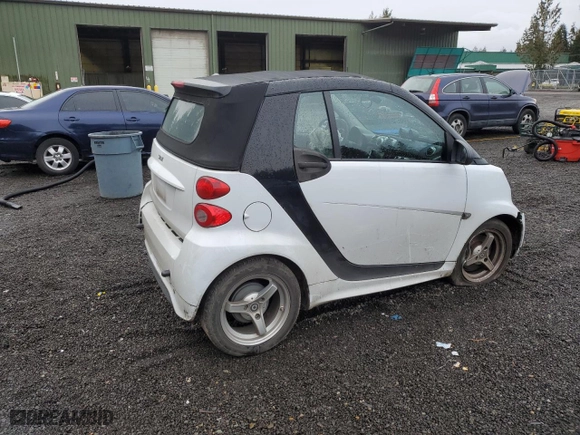 2013 Smart fortwo Passion with VIN WMEEK3BAXDK659870, listed as a Copart auction lot 86387504 with NaN miles and Salvage Title. Bid and sale history available at carsss.com. Image 3.