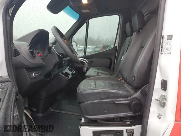 2024 Mercedes-Benz Sprinter with VIN W1Y4KDHY0RT167205, listed as a Copart auction lot 83972734 with 16,438 mi miles and Salvage Title. Bid and sale history available at DreamBid. Image 7.