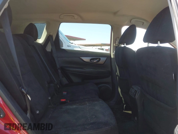 2016 Nissan Rogue SL with VIN 5N1AT2MT6GC899673, listed as a IAAI auction lot 42008141 with 164,669 mi miles and . Bid and sale history available at carsss.com. Image 8.